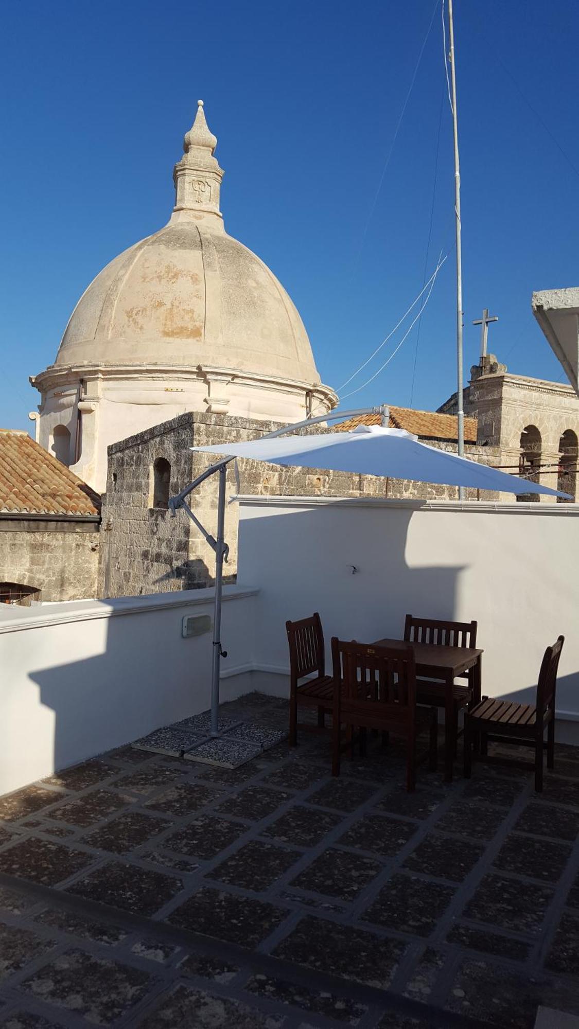 Appartamento Sotto Il Campanile Monopoli Esterno foto
